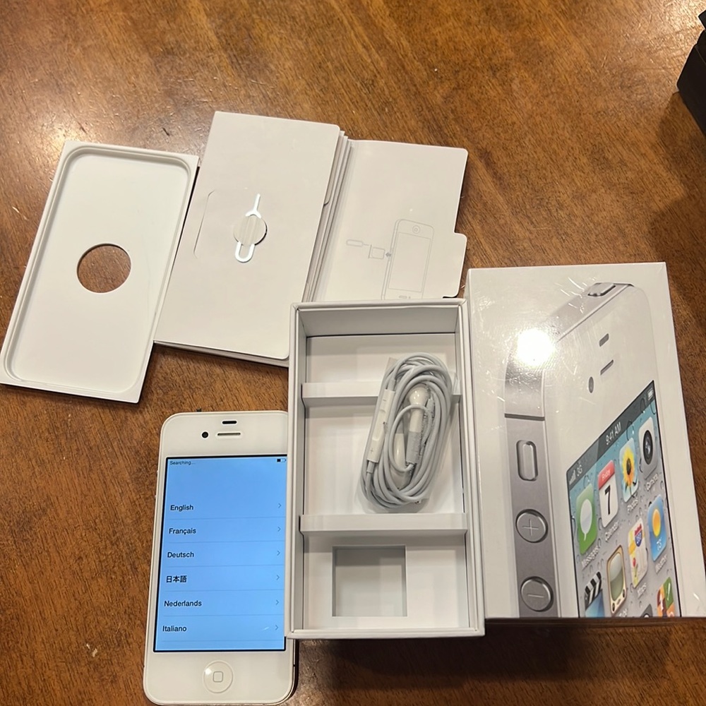 iPhone 4S